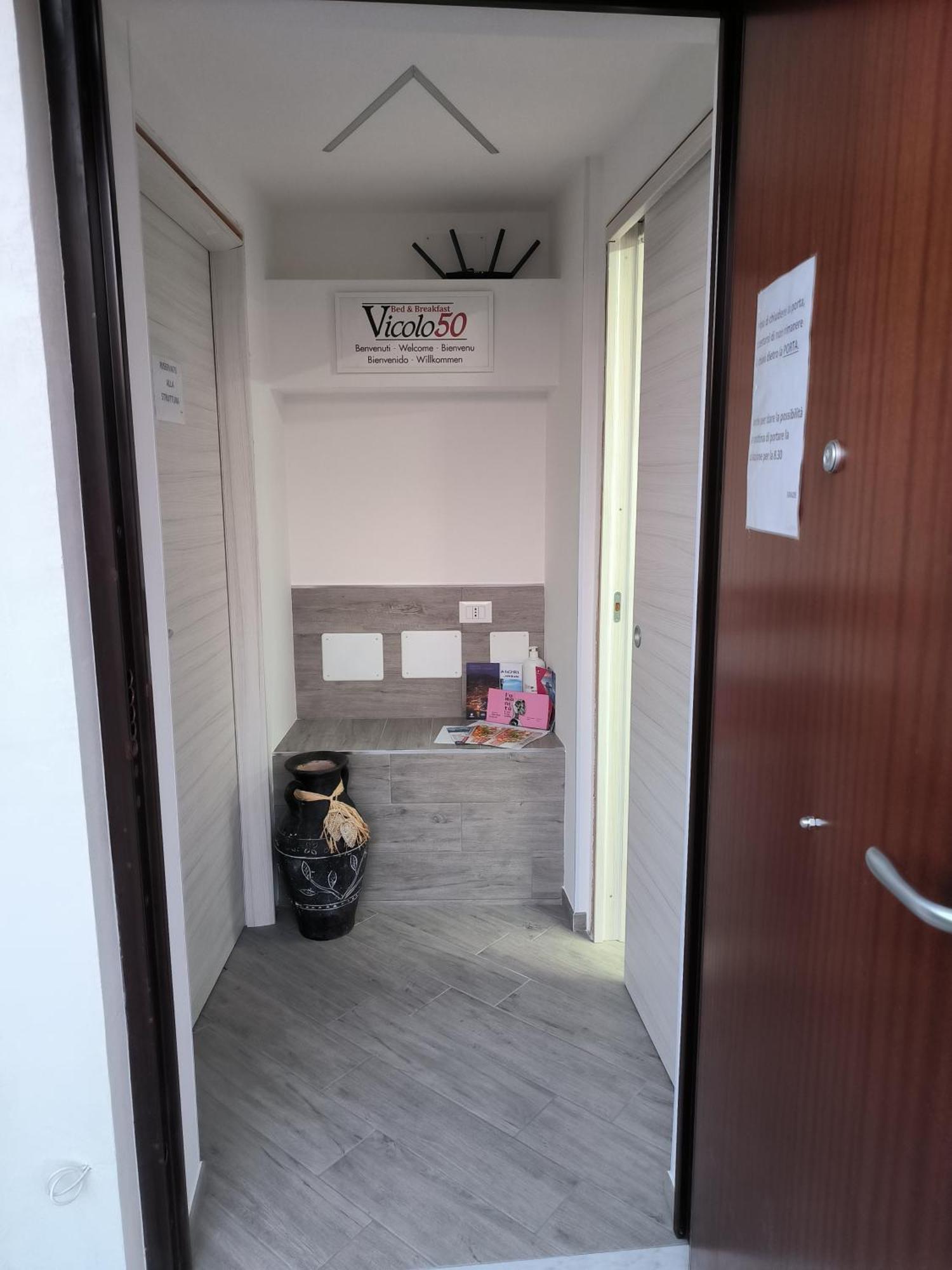 B&B Vicolo50 Salerno Exterior photo